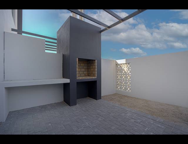 2 BEDROOM HOUSE FOR SALE IN SANDOWN